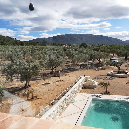 Casita Del Embalse Con Encanto Biar Bagian luar foto
