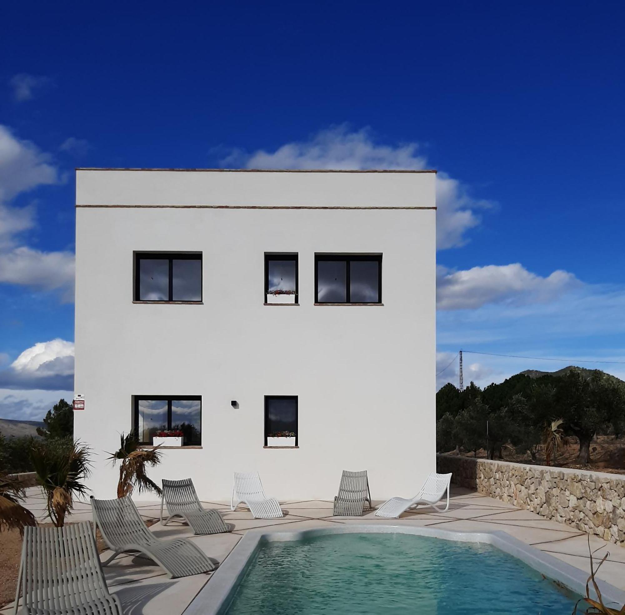 Casita Del Embalse Con Encanto Biar Bagian luar foto