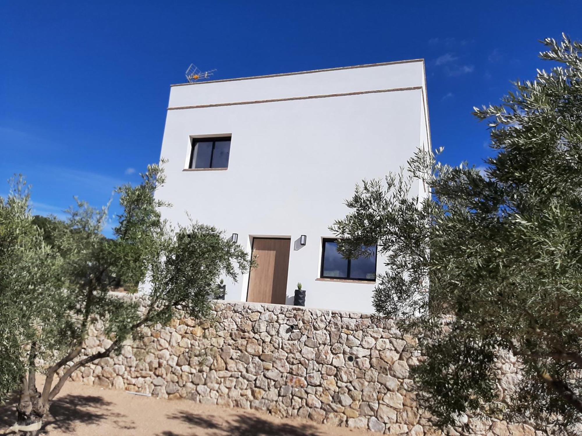 Casita Del Embalse Con Encanto Biar Bagian luar foto